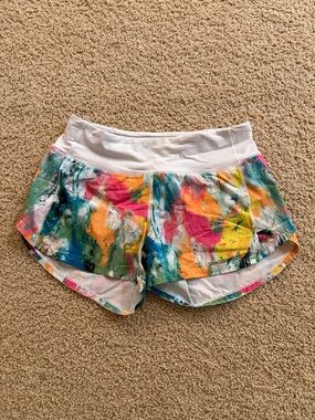 Women's White-Waist Multicolor Abstract Print Speed Up Athletic Shorts